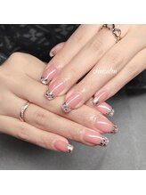 シンイサロン(shini salon)/上品フレンチネイル