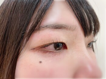 バイオレット(violets)/お目元の形に合わせて立ち上げ◎