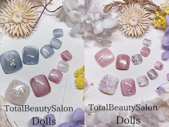 トータルビューティーサロン ドールズ(total beauty salon Dolls)の写真/季節に合わせた大人シックなトレンドネイル多数☆お好きなデザインを詰め込み指先から季節を感じてみては？