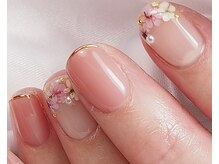 トレンド×大人可愛いネイルならRaffineにお任せください