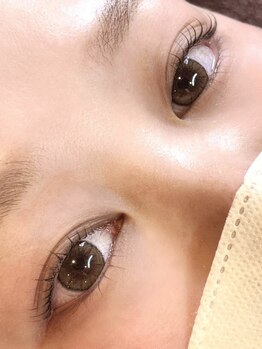 モーク 一宮店(MO-KU)の写真/【一宮市/まつ毛パーマ専門店】自然な立ち上がり＆モチの良さで長く楽しめる似合わせデザインをご提案♪