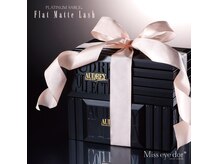 エミュー(emu)の雰囲気（高品質のフラットラッシュ仕様♪）