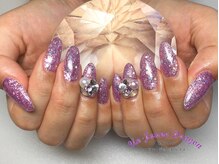 アン ジョーヌドラゴ/パープルネイル