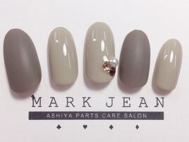 カーキグラデネイル