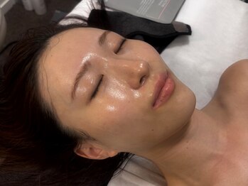 オーダーメイド肌管理 germe.【ジェルム】の写真/毛穴の奥の汚れや角栓をごっそりオフ◎触れるたびに嬉しくなる、ゆでたまごのような「つるすべ肌」へ