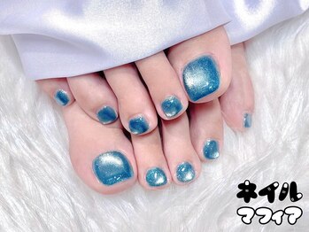 ネイルマフィア 池袋店(NAIL MAFIA)の写真/夏前に可愛くフットネイル！200種以上のカラーと角質ケアで足元から輝こう★