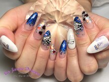 アン ジョーヌドラゴ/人気アニメネイル