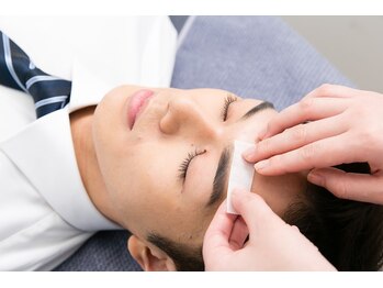 ファースト 新宿本店/ワックス脱毛で細かい毛を脱毛