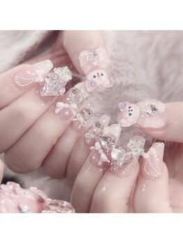 ミス シャーリー(Miss Shirley)/【パーツたっぷりお姫様ネイル】