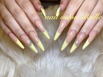 エスフィーネイルサロン ブリーユ(Esfy nailsalon Brille)/イエローフレンチ