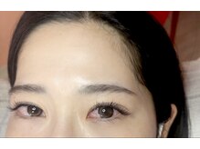 カリス 2号店(Charis)の雰囲気(LEDマツエク140本+幹細胞美容液+ヒアルロン酸コーティング剤)