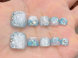 フットネイル持ち込み¥8980
