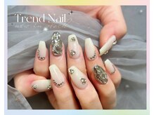 トレンドネイルスタジオ(Trend Nail Studio)/ホワイトベース&パーツ乗せ放題