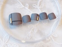 ブレスネイル(brace Nail)/冬の大人フットデザイン