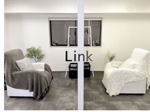 施術中もリラックスして頂ける完全個室の空間☆ 眉毛/まつげ