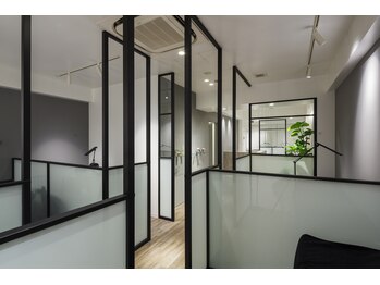 ルシーダ 新宿(lucida shinjuku)/半個室でゆっくりと