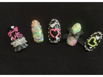 マンマ ディ ビビ ネイル(mamma di vivi nail)/