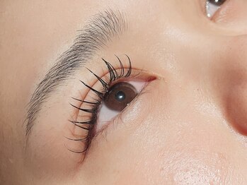 カペリベラ テラス店(Capellibella)の写真/【自まつ毛が細い/短い方もOK◎】目元を自然にボリュームアップします♪すっぴんでもはっきりした目元に★