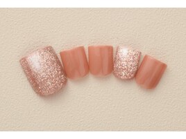 6000円　フットネイル