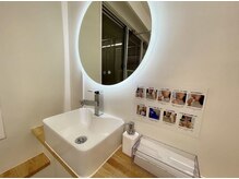 ビーホワイト 名古屋金山店(BE WHITE)/ホワイトニング｜洗面台