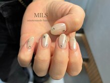 ミルズ オモテサンドウ(MILS omotesando)/ミラーネイル