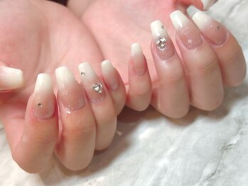 サニーデイズ ネイルアンドビューティー 曙橋店(SunnyDays Nail&Beauty)/ホワイトグラデーション