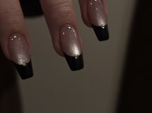 ポンギー(Pongee)/マグネット×フレンチネイル