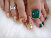 アミュリー ネイル アトリエ(Amury nail atelier)/メタリック ミラー 大人 アシメ