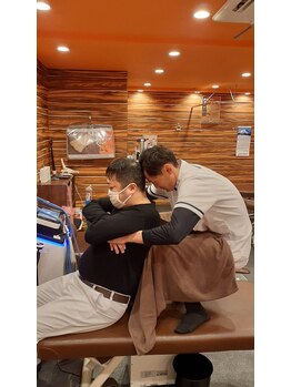 瓢箪山駅前整骨院/肩の痛み