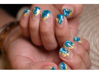 ノンブリック 並木店(Nomblic)/爽やかなブルー