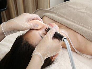 ティンク 心斎橋(Tink)の写真/[水素エステ/心斎橋]ハイドラピーリング（水素ディープクレンジング）で触れたくなる滑らかな水光肌を実現*