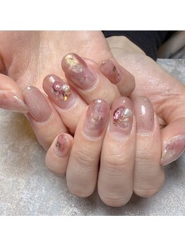 ニュアンスビジューネイル