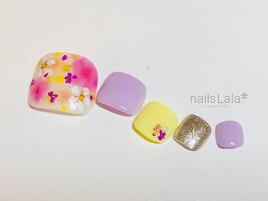 フットネイル。