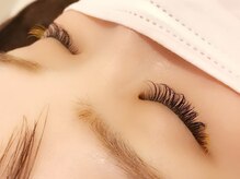 アルベロ ディ グリーチネ(albero di glicine)/目尻カラー