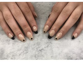 ハート×黒ネイル