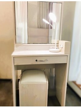 ムーン(Moon)/ドレッサー