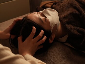 ボリスビアン プリンシェ(Borisvian Prinche)の写真/リピート高！極上ヘッドスパで、ガチガチの首肩コリを解消♪溜まった疲れをほぐしてお身体をシャキッと☆