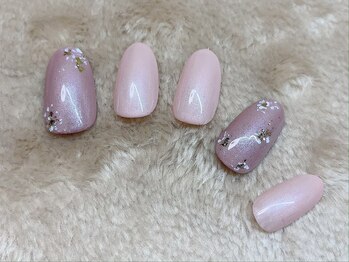 ナチュラルカラーでシンプルに