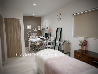 ジャミール(jamil)の写真