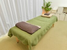 解体心所の雰囲気（完全個室で他の人を一切気にすることなく施術を受けられます◎）