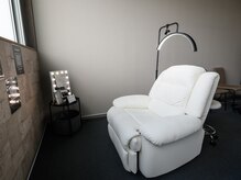 落ち着いた雰囲気でゆったり過ごせる！「沖縄/眉毛/メンズ眉毛」