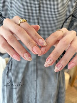 ブローチ(BRooCH)/