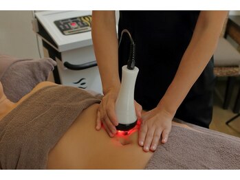 チャンティック(Cantik)/頑固な脂肪を分解!!