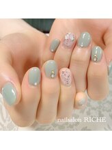 リッシュ(RICHE)/春カラーネイル！