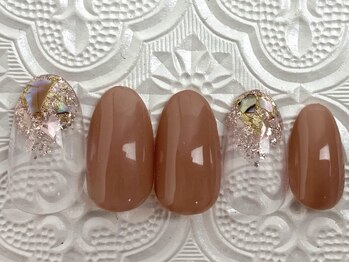 タフィーネイル(Taffy Nail)/Bコースデザイン　5,990円