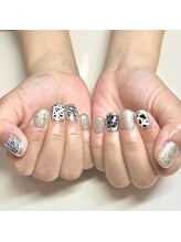 ロラ ハイヤマカシ(LAURA HAIYAMAKASHI)/アニマルネイル