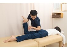 整体ラテラルの雰囲気（経験豊富な整体師がお悩みの原因を的確にご説明いたします。）