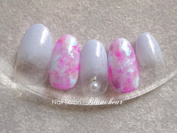 ネイルサロン ブランシュール(Nail Salon Blancheur)/ラベンダーミストとPKオーロラ