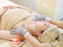 TMサロン とも寺の雰囲気（デコルテすっきり可動域を広げる特殊グローブ13センチまでの深さ）
