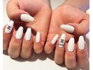 ホワイト×ロゴnail☆